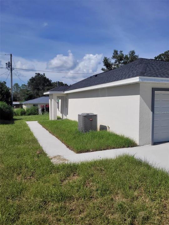 For Sale: $330,000 (4 beds, 3 baths, 1766 Square Feet)