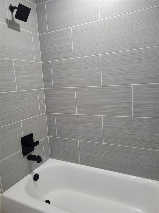 For Sale: $330,000 (4 beds, 3 baths, 1766 Square Feet)