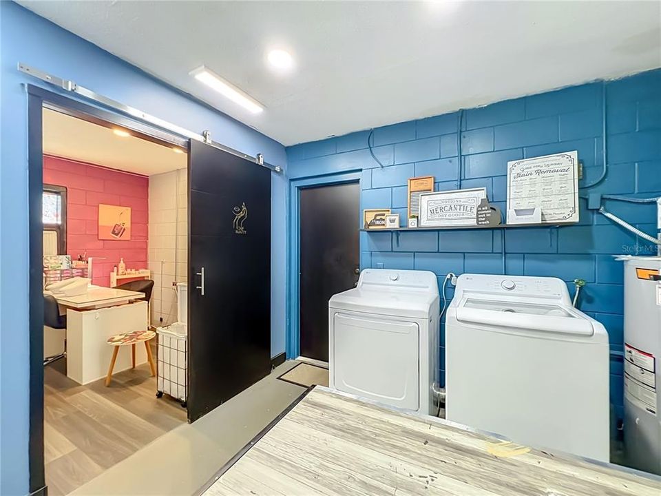 For Sale: $415,900 (3 beds, 2 baths, 1412 Square Feet)