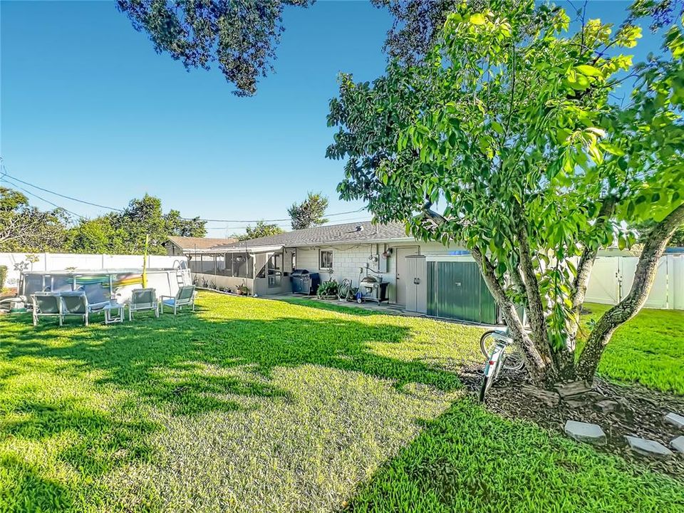 For Sale: $415,900 (3 beds, 2 baths, 1412 Square Feet)
