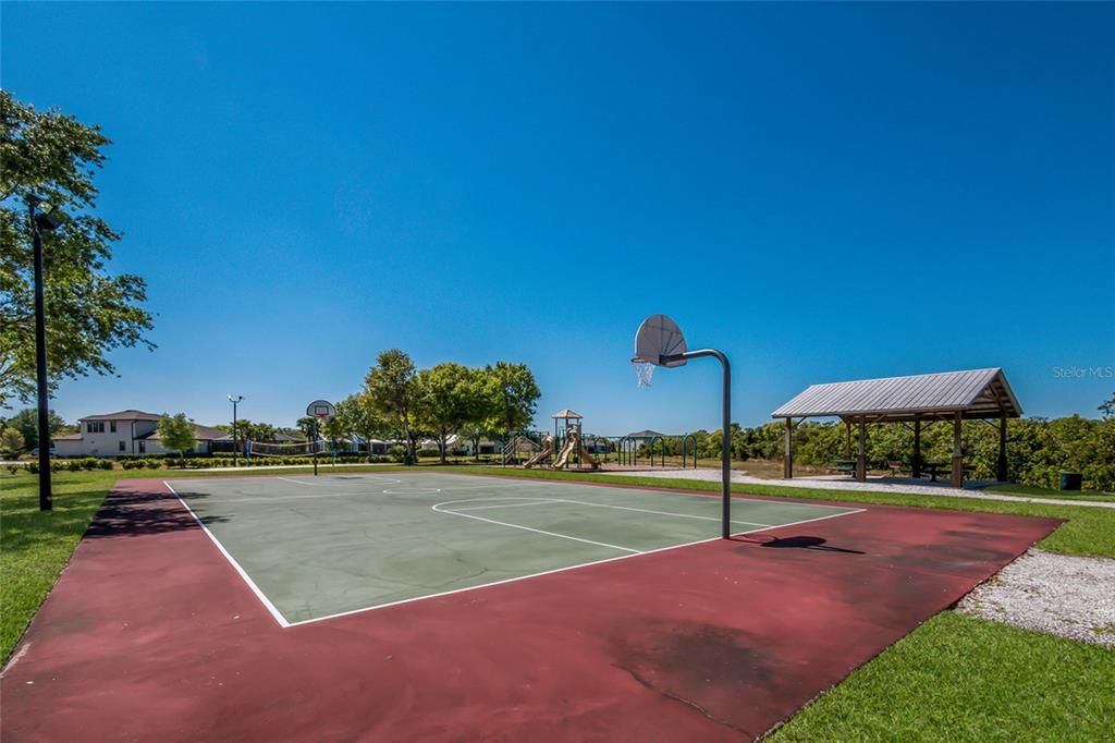 For Sale: $719,000 (4 beds, 3 baths, 2532 Square Feet)