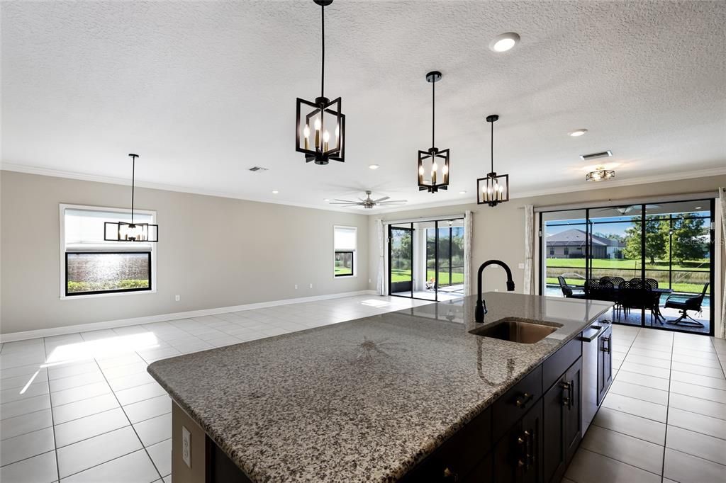 For Sale: $719,000 (4 beds, 3 baths, 2532 Square Feet)