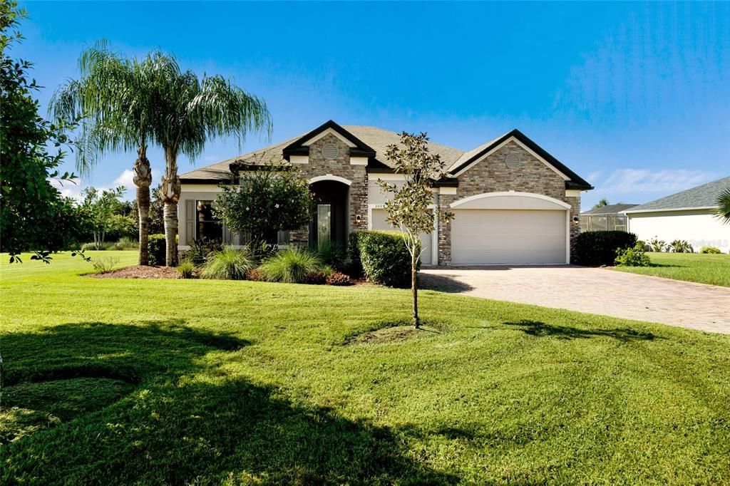 For Sale: $719,000 (4 beds, 3 baths, 2532 Square Feet)