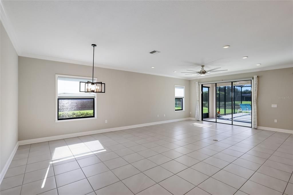 For Sale: $719,000 (4 beds, 3 baths, 2532 Square Feet)