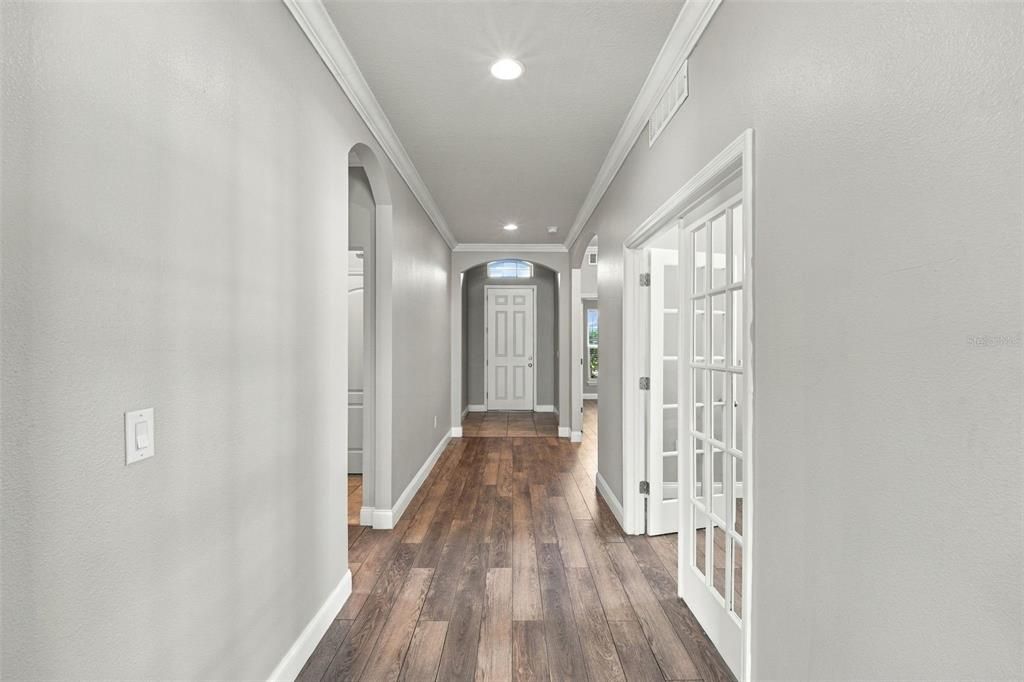 En Venta: $365,900 (3 camas, 2 baños, 2022 Pies cuadrados)