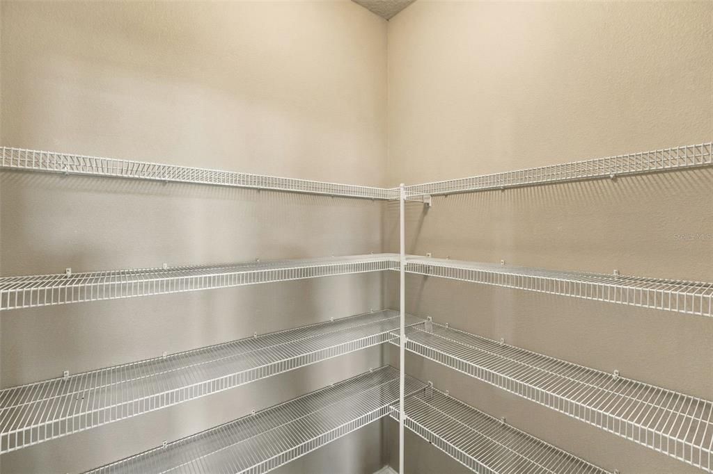 En Venta: $365,900 (3 camas, 2 baños, 2022 Pies cuadrados)