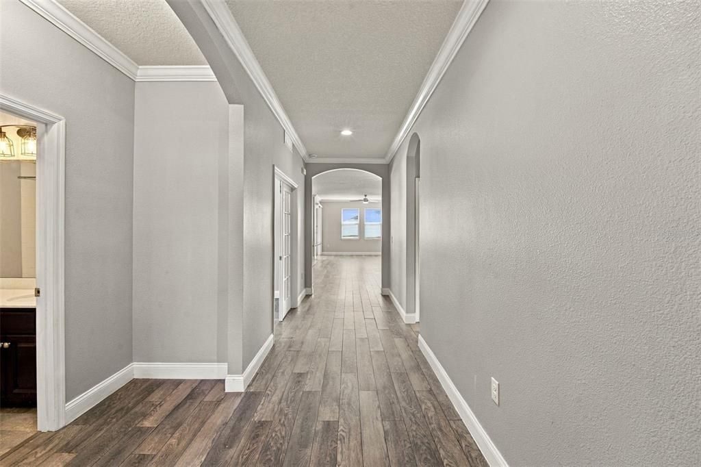En Venta: $365,900 (3 camas, 2 baños, 2022 Pies cuadrados)
