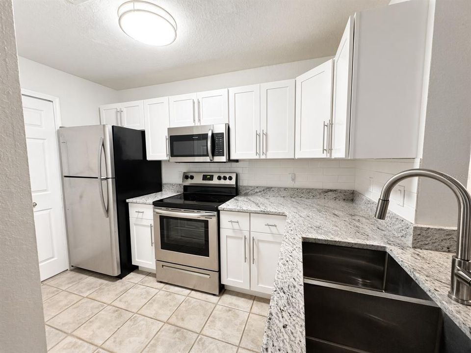 En Venta: $225,000 (2 camas, 2 baños, 1003 Pies cuadrados)