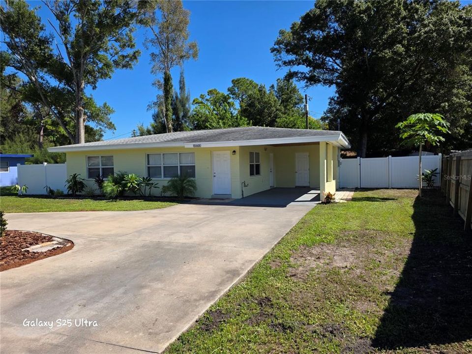 For Sale: $269,999 (3 beds, 1 baths, 1020 Square Feet)