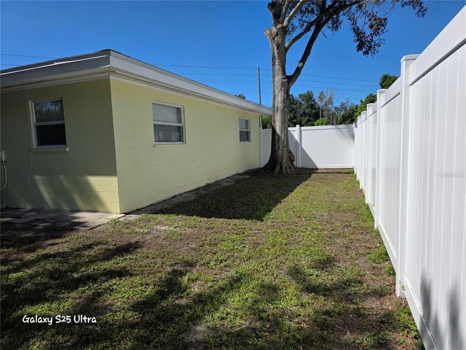 For Sale: $269,999 (3 beds, 1 baths, 1020 Square Feet)