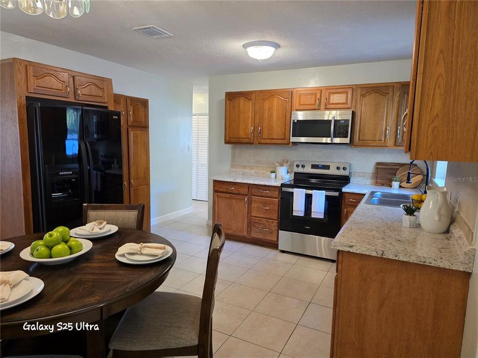For Sale: $269,999 (3 beds, 1 baths, 1020 Square Feet)