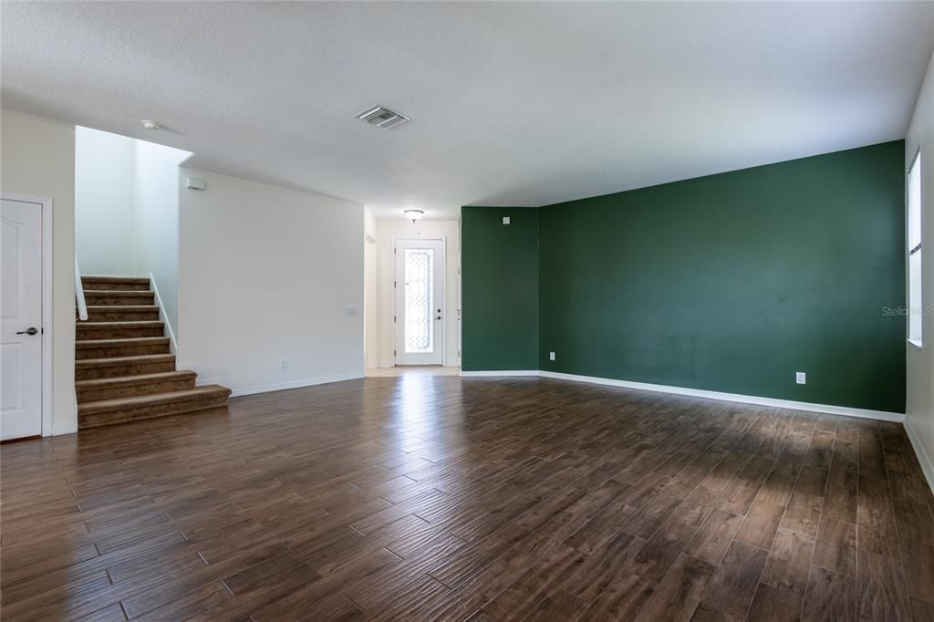 В аренду: $3,400 (4 спален, 2 ванн, 2528 Квадратных фут)