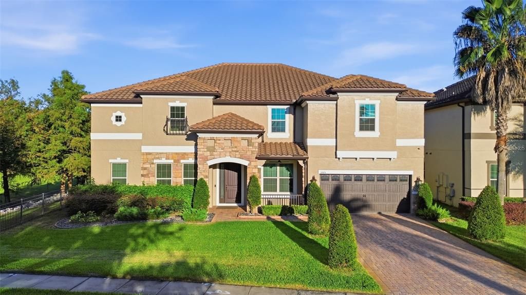 На продажу: $1,249,000 (6 спален, 5 ванн, 5021 Квадратных фут)