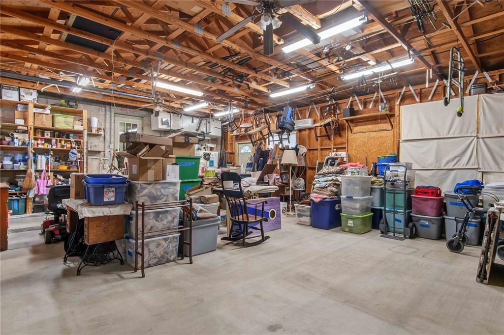 For Sale: $400,000 (3 beds, 1 baths, 1485 Square Feet)