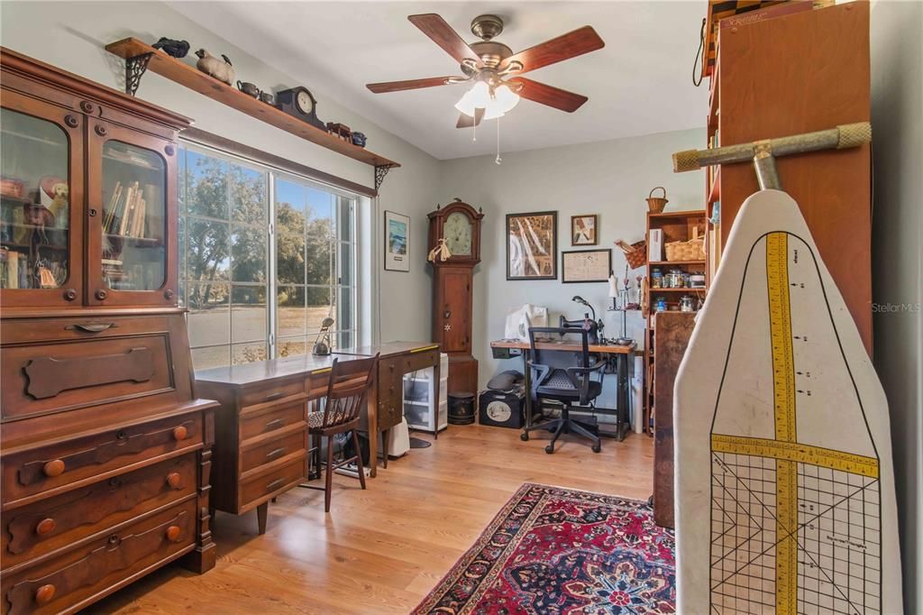For Sale: $400,000 (3 beds, 1 baths, 1485 Square Feet)