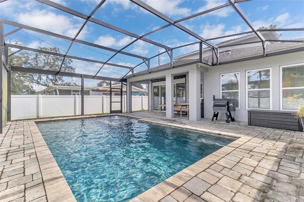 En Venta: $1,349,000 (4 camas, 3 baños, 2575 Pies cuadrados)