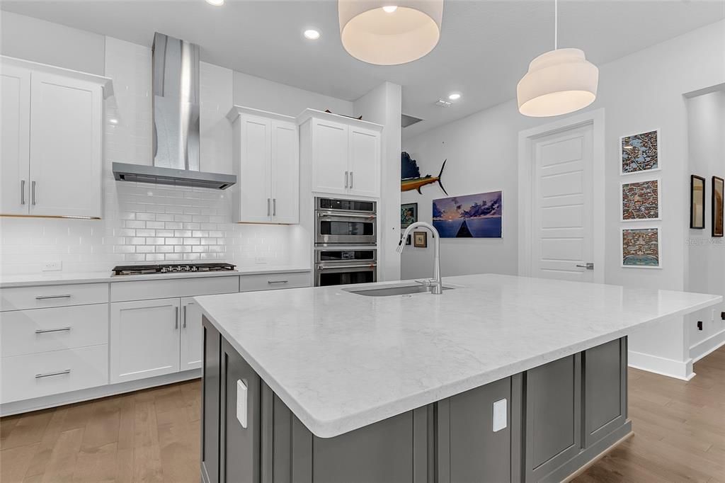 En Venta: $1,349,000 (4 camas, 3 baños, 2575 Pies cuadrados)