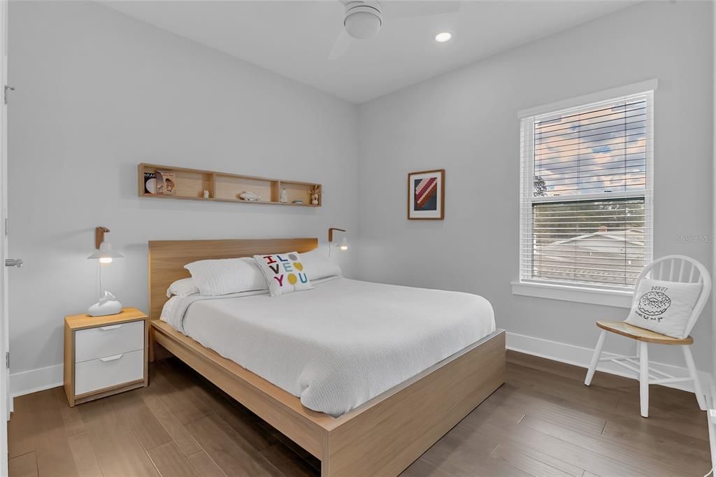 En Venta: $1,349,000 (4 camas, 3 baños, 2575 Pies cuadrados)