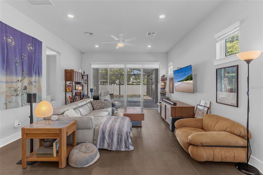 En Venta: $1,349,000 (4 camas, 3 baños, 2575 Pies cuadrados)