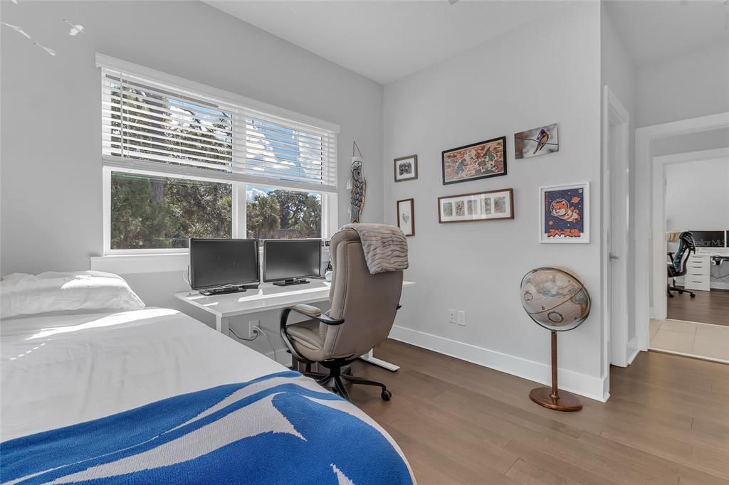 En Venta: $1,349,000 (4 camas, 3 baños, 2575 Pies cuadrados)