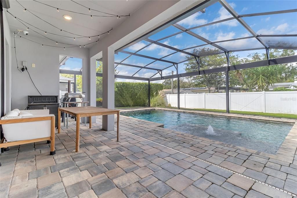 En Venta: $1,349,000 (4 camas, 3 baños, 2575 Pies cuadrados)