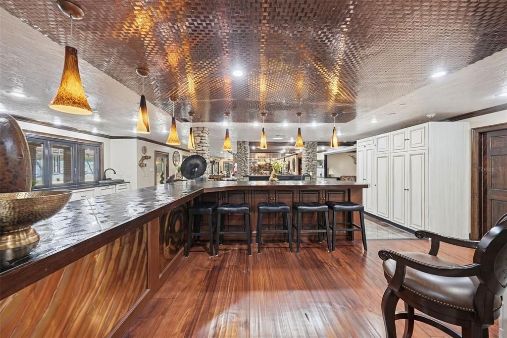 En Venta: $7,500,000 (4 camas, 2 baños, 7272 Pies cuadrados)