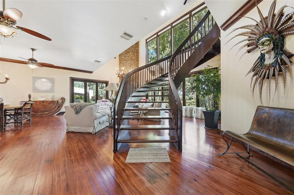 En Venta: $7,500,000 (4 camas, 2 baños, 7272 Pies cuadrados)