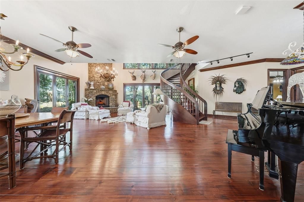 En Venta: $7,500,000 (4 camas, 2 baños, 7272 Pies cuadrados)