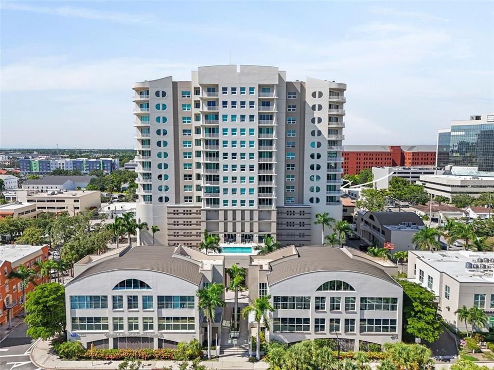 For Rent: $7,500 (2 beds, 2 baths, 1735 Square Feet)