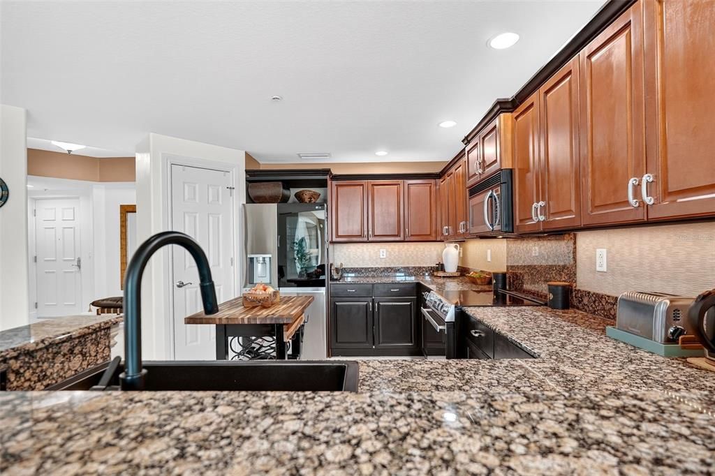 For Rent: $7,500 (2 beds, 2 baths, 1735 Square Feet)