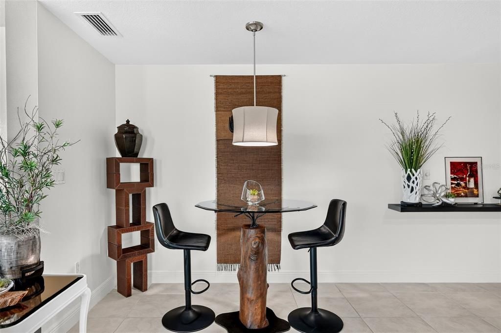 For Rent: $7,500 (2 beds, 2 baths, 1735 Square Feet)