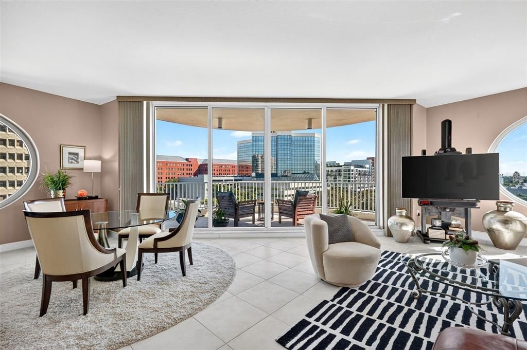 For Rent: $7,500 (2 beds, 2 baths, 1735 Square Feet)