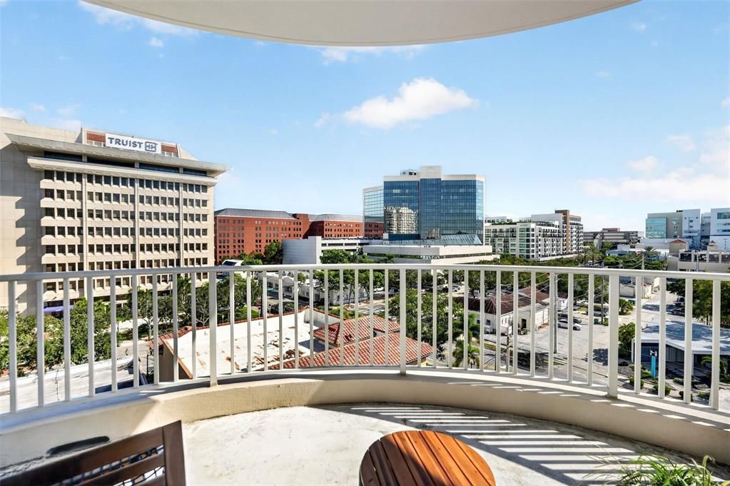 For Rent: $7,500 (2 beds, 2 baths, 1735 Square Feet)