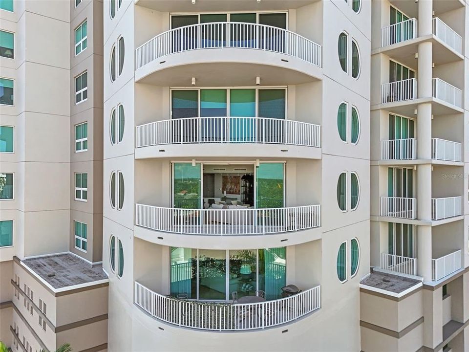 For Rent: $7,500 (2 beds, 2 baths, 1735 Square Feet)