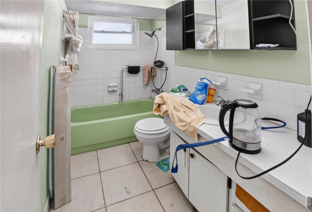 For Sale: $185,000 (2 beds, 2 baths, 1249 Square Feet)