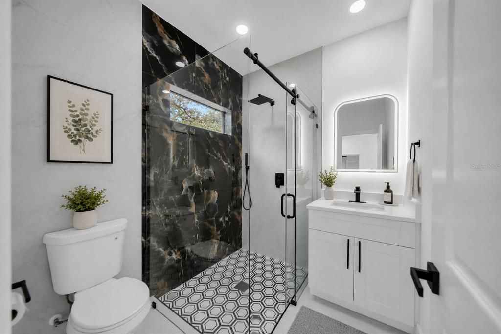 На продажу: $300,999 (3 спален, 2 ванн, 1200 Квадратных фут)