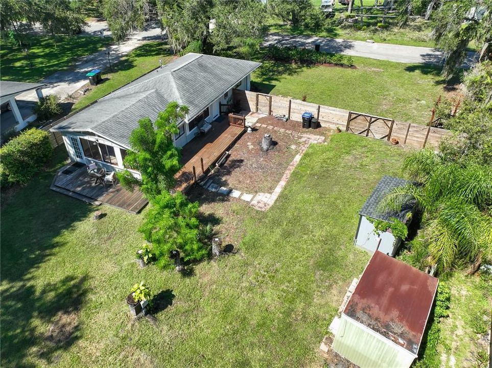 For Sale: $325,000 (2 beds, 1 baths, 1040 Square Feet)