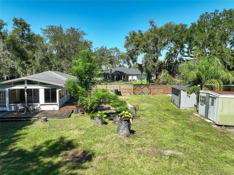 For Sale: $325,000 (2 beds, 1 baths, 1040 Square Feet)