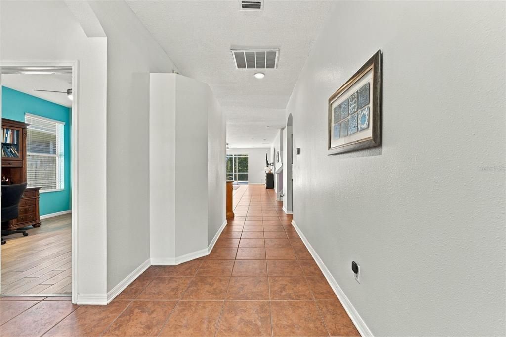 На продажу: $495,000 (4 спален, 3 ванн, 2556 Квадратных фут)