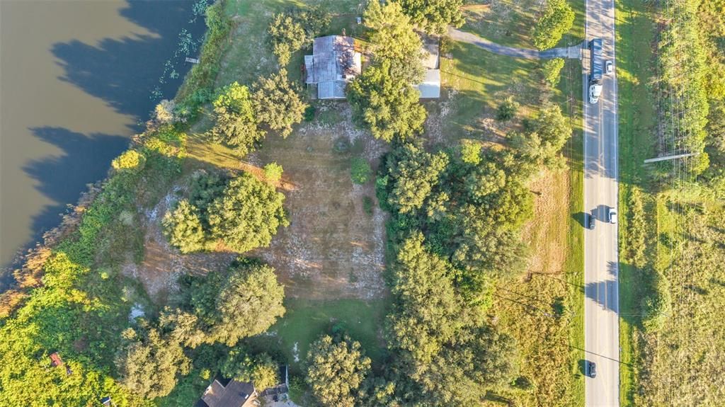 待售: $209,900 (1.83 acres)