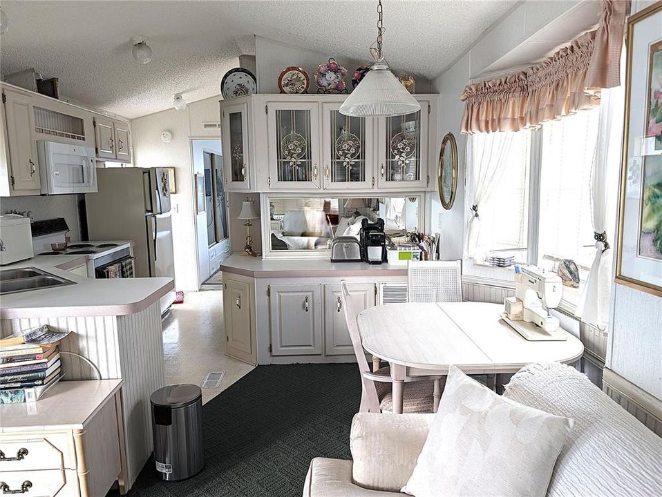 For Sale: $75,000 (1 beds, 1 baths, 456 Square Feet)