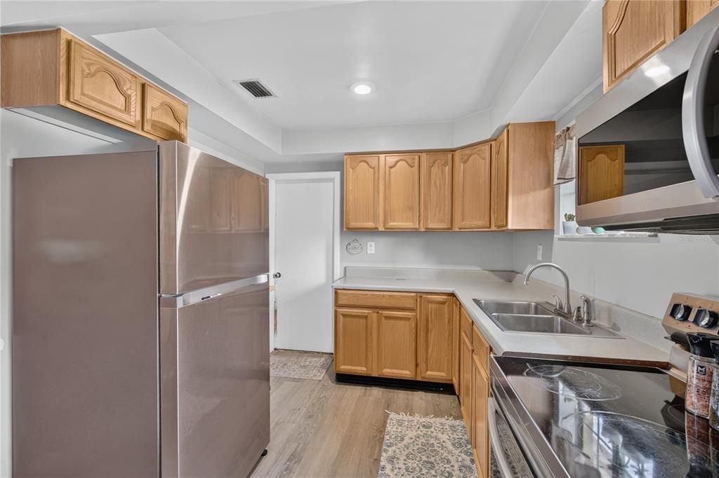 En Venta: $775,000 (3 camas, 2 baños, 1729 Pies cuadrados)