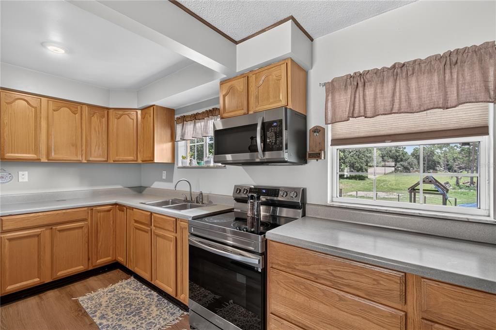 En Venta: $775,000 (3 camas, 2 baños, 1729 Pies cuadrados)