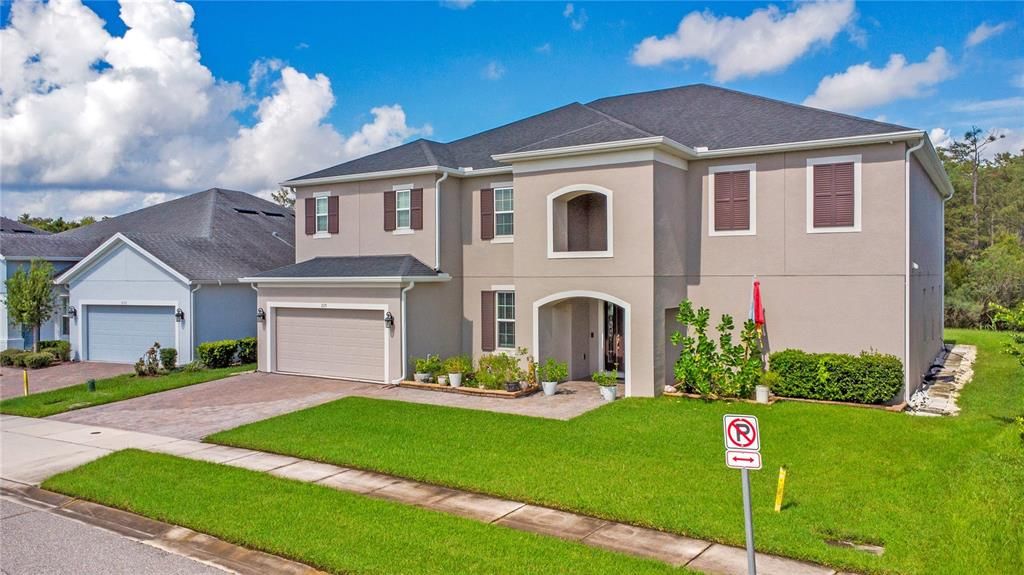 На продажу: $799,900 (6 спален, 5 ванн, 4760 Квадратных фут)