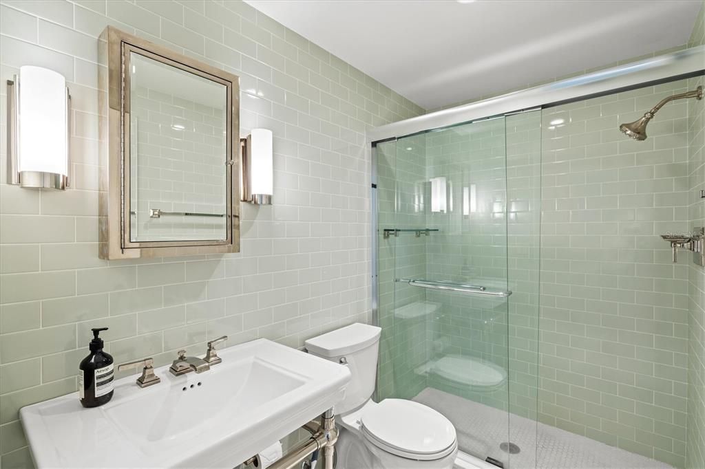 En Venta: $525,000 (2 camas, 2 baños, 1216 Pies cuadrados)