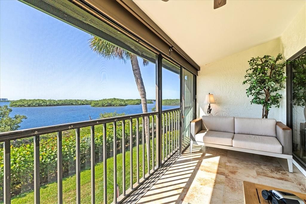 En Venta: $525,000 (2 camas, 2 baños, 1216 Pies cuadrados)