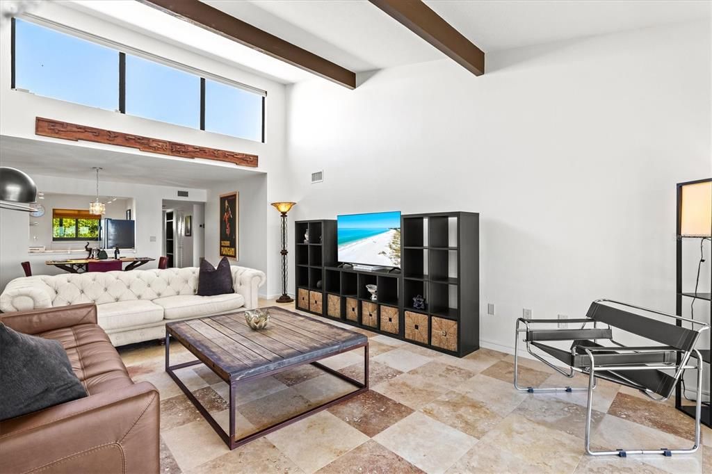 En Venta: $525,000 (2 camas, 2 baños, 1216 Pies cuadrados)
