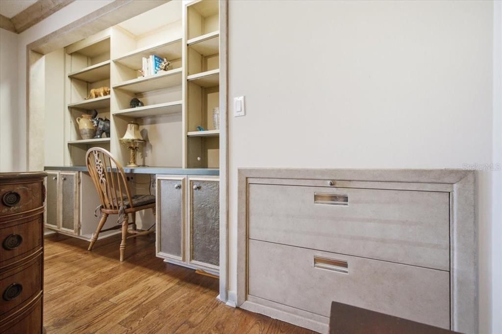 For Sale: $1,129,000 (5 beds, 3 baths, 3446 Square Feet)