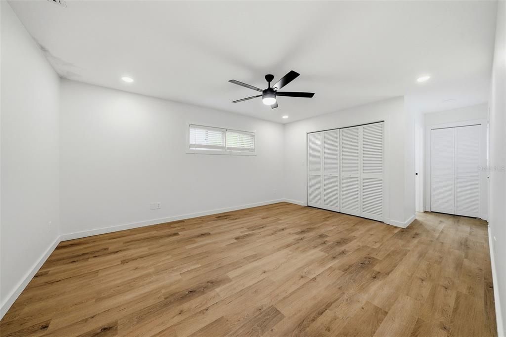 En Venta: $1,095,000 (4 camas, 4 baños, 3096 Pies cuadrados)