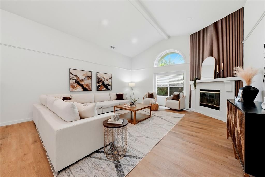 En Venta: $1,095,000 (4 camas, 4 baños, 3096 Pies cuadrados)